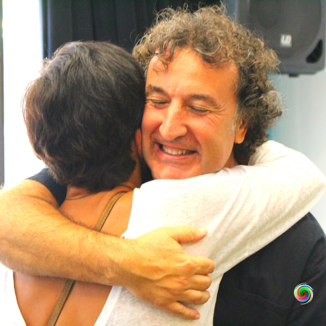 XCaparrosObiols's tweet photo. Centrarse en las virtudes de los demás... https://t.co/pYmmIBzTI8