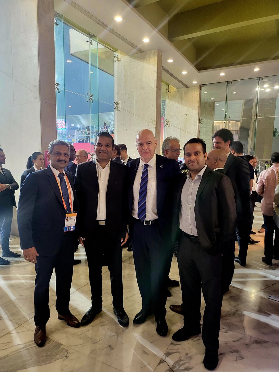 Director @fifaciesindia, Franav Pillai and COO of the Pillai Group Dr. <a href="/priampillai/">Priam Pillai</a> had the pleasure to meet FIFA President Mr. Gianni Infantino and new Secretary General of @indianfootball Dr. Shaji Prabhakaran <a href="/Shaji4Football/">Shaji Prabhakaran</a>     at the U-17 Women's World Cup Final.