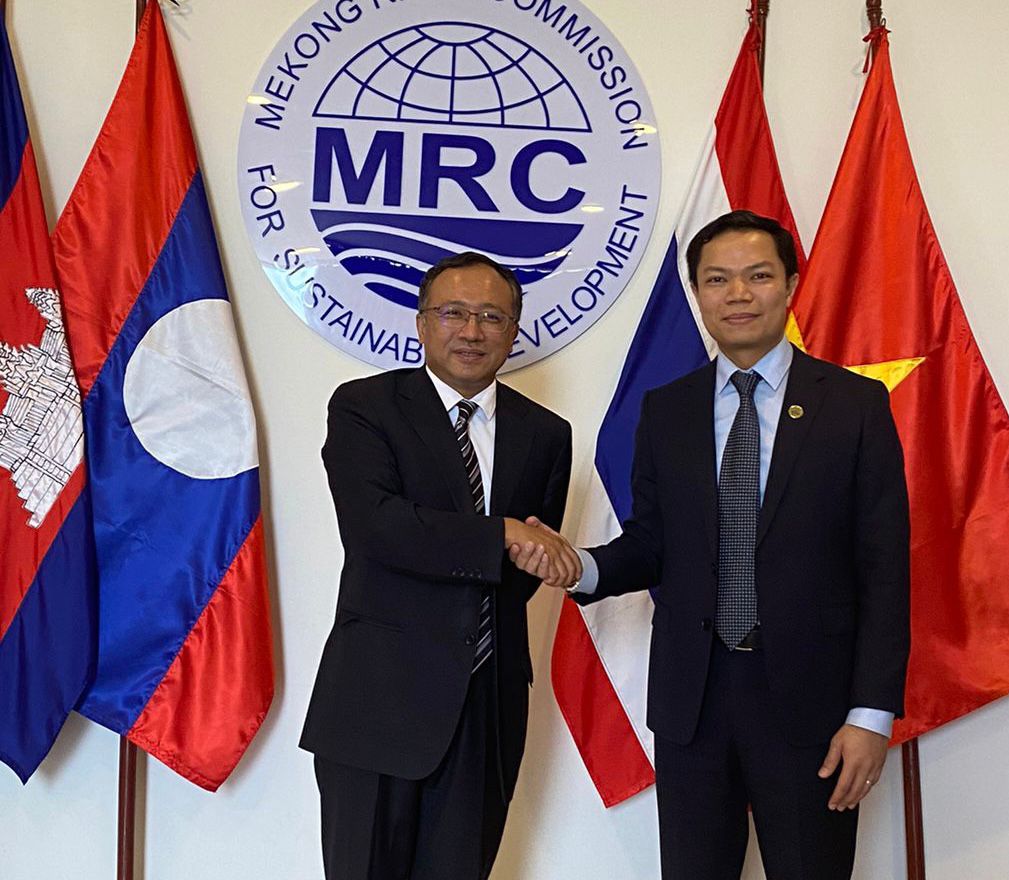 CEO @AKittikhoun received a visit from the Lancang-Mekong Water Resources Cooperation Center headed by Mr. Hao Zhao, Secretary General. The two discussed progress and common aims to uplift the cooperation among six riparian countries of the #Lancang-#Mekong river basin.