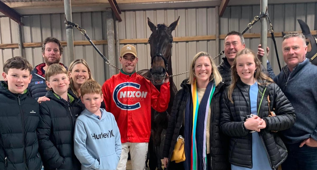 Larajay Farm tweet media