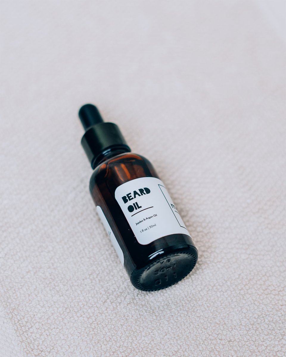 themandevu's tweet photo. Beard Tip: Avoid moisturizers or beard oil with alcohol as they actually dry out your skin.
#mandevubeardcare #mensgrooming #bearded #beardgang #beards #beardgrooming #beardtools #madeinkenya #beardtips https://t.co/V4OL1FFzaJ