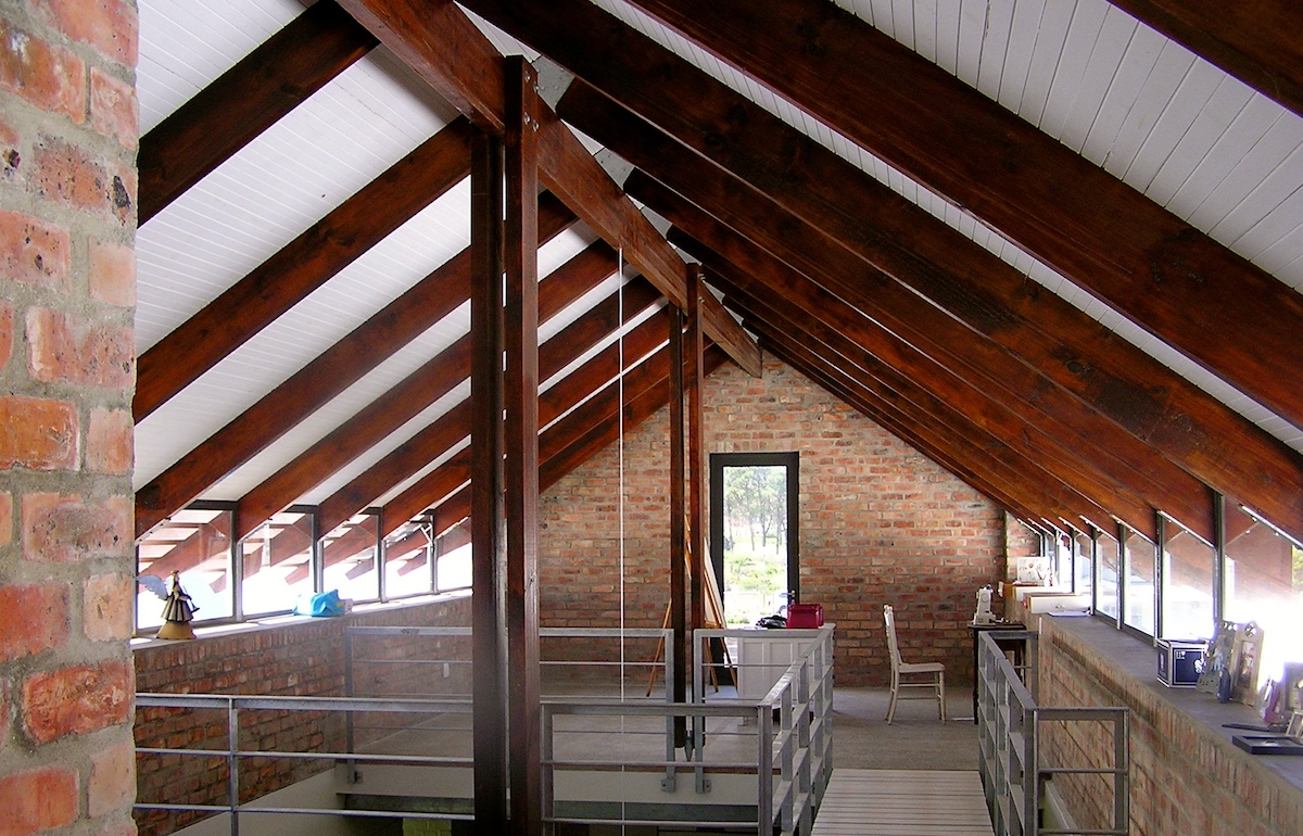 IsoBoard_SA's tweet photo. Installed as a roof-liner over trusses, beams, and rafters, @IsoBoard_SA provides a practical, permanent, and aesthetically pleasing insulation solution for exposed ceilings.
To learn more: https://t.co/nSulRpZe4C
#thermalinsulation #insulationmaterials #roofingmaterials https://t.co/1EuJKDed9x