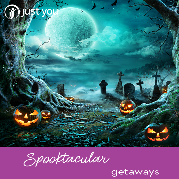 🦇🎃Many of our tours head to reportedly haunted destinations. On our Edinburgh short break, customers enjoy an evening wandering through the eerie old town learning about their unsolved murders, or Walking in the Peak District visit Bakewell, renowned for early 1600’s witchcraft