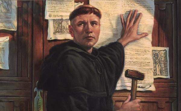 mariobianchi18's tweet photo. Il #31ottobre 1517 un frate agostiniano professore di teologia, #MartinLutero, alla porta della chiesa di Wittenberg affigge le 95 tesi. E' la risposta alla vendita di indulgenze da parte di Leone X per finanziare la Fabbrica di S. Pietro a Roma. Inizia la #RiformaProtestante. https://t.co/hjJMeWsE7q