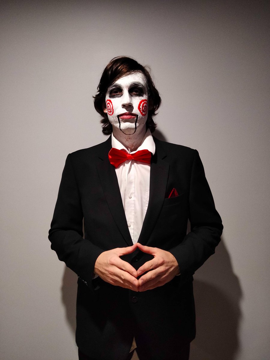 ThomasClacko's tweet photo. If It's Halloween, Then It Must Be SAW!
Happy Halloween peeps! Here is my costume I wore for a party I went to on Saturday!
And me drunk holding my son π
'HELLO ZEPP INTENSIFIES'
#Saw #BillyThePuppet #SawPuppet #SawCosplay #Halloween #HalloweenCostume #Jigsaw #SawPuppet https://t.co/ejuJ13DjxJ