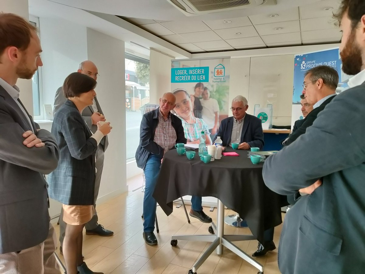 Après le <a href="/Maine_et_Loire/">Département Maine-et-Loire</a> et la <a href="/lamayenne/">La Mayenne, le Département</a> 3eme convention de <a href="/PROCIVISOUEST/">GROUPE PROCIVIS OUEST IMMOBILIER</a> avec <a href="/HabitatetHumani/">Habitat et Humanisme</a> sur <a href="/DepVendee/">Département Vendée</a> 
Notre engagements pour accompagner des solutions #logement pour les ➕ modestes et fragiles
<a href="/PaysYonnais/">Journal Pays Yonnais</a> 
<a href="/OuestFrance85/">Ouest-France 85</a> 
<a href="/TVVendee/">TV Vendée</a>