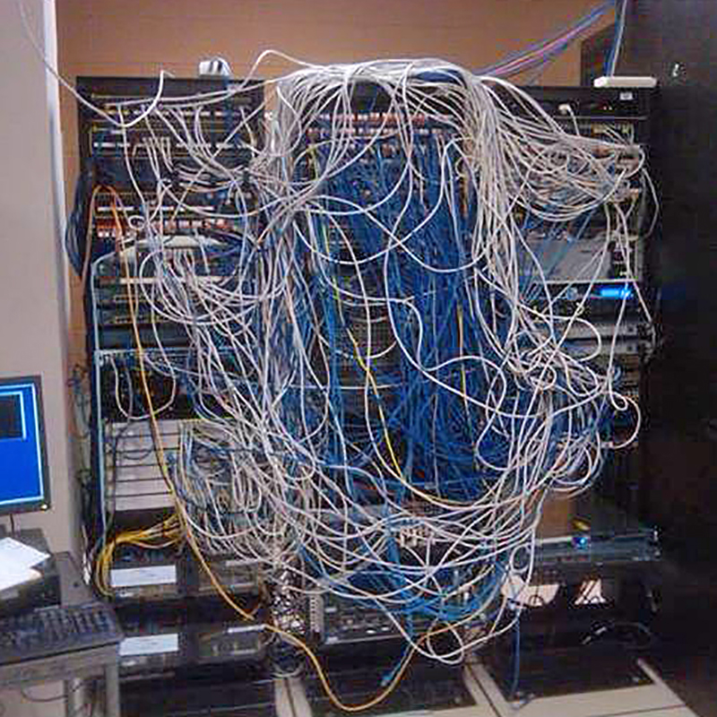 Cisco's tweet image. On All Hallows Eve, we bring you a horror story like no other – messy cables 👻 Have you experienced this horror yourself? Tell us in the comments. #HappyHalloween 🎃