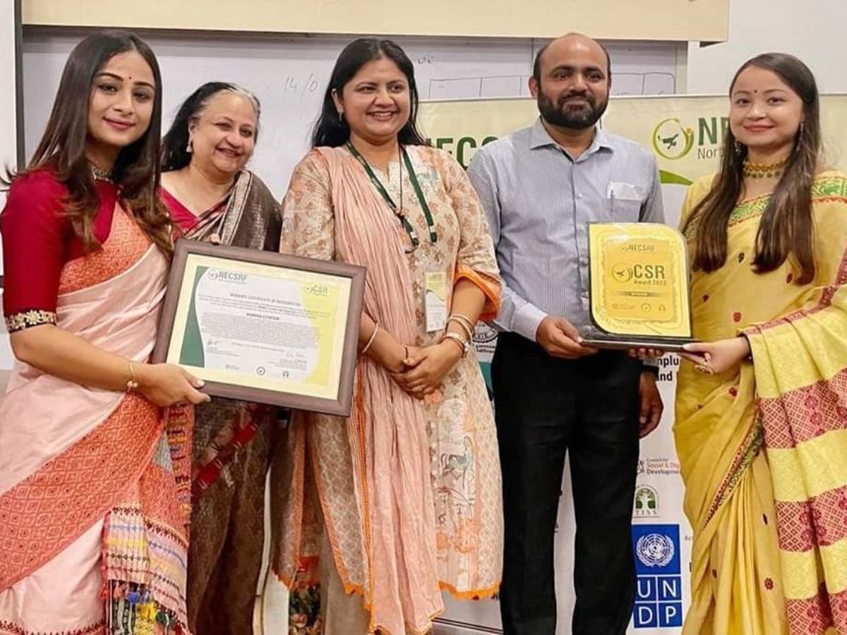 SLSVIndia's tweet photo. OIL honored as Best Public Sector CSR in North East for 2022

https://t.co/n6IMtFbiG4

#SLSV #SLSVIndia #CSR #CSRReporting #Brand #BrandCSR #changemaker  #betterfuture  #causes #sustainablefuture #NECSR #NGOBox #CSRBox #SDGs #NorthEast @TISSpeak @OilIndiaLimited @csrboxorg https://t.co/LGM0TvNhQ4