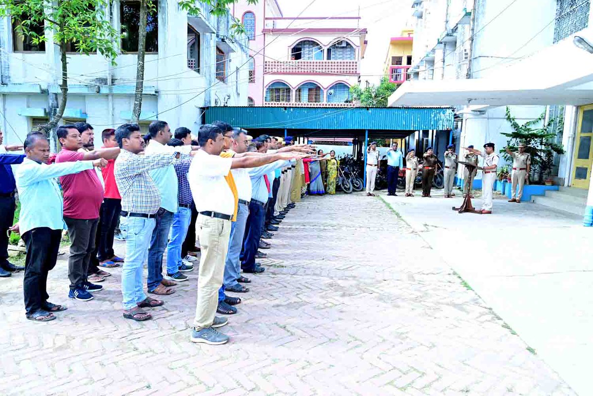 West Tripura District Police tweet media