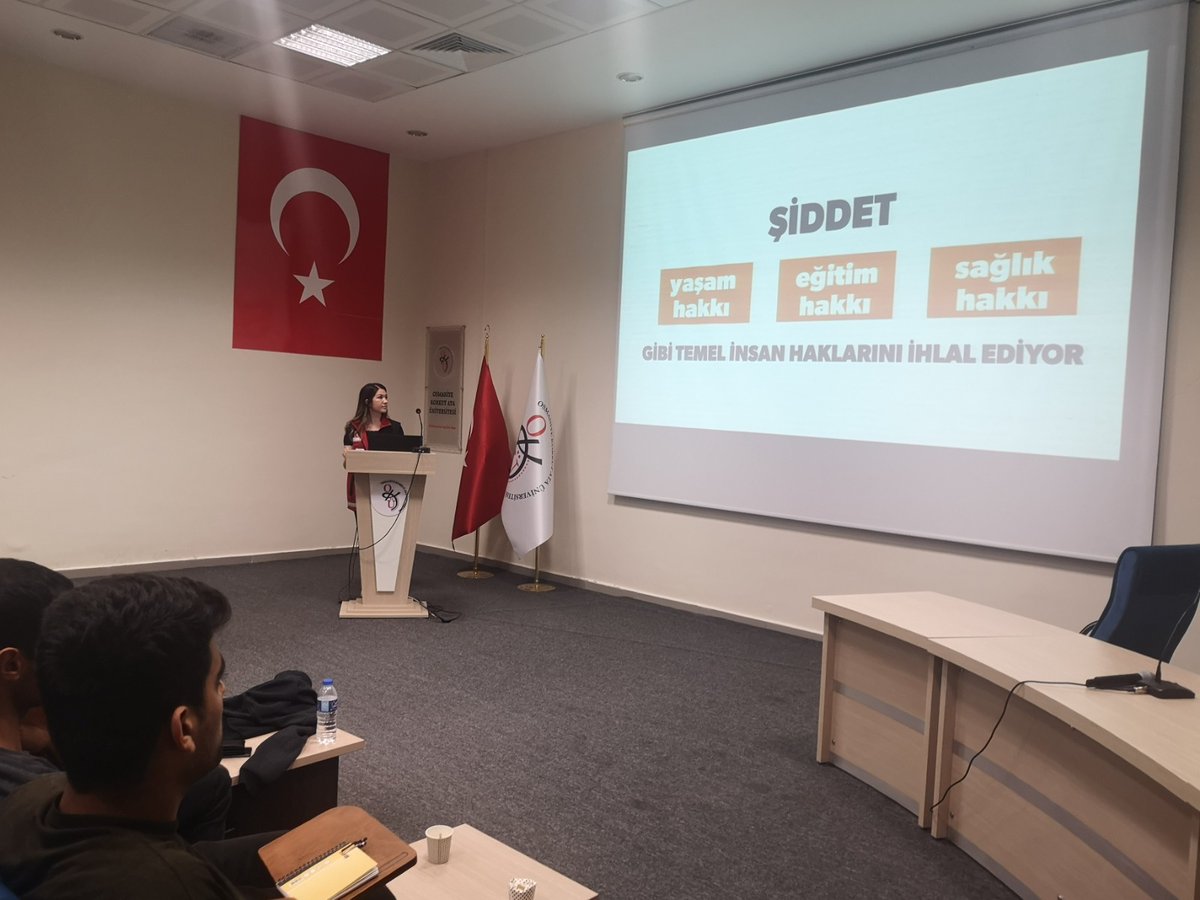 Osmaniye Aile ve Sosyal Hizmetler İl Müdürlüğü Şiddet Önleme ve İzleme Merkezi (ŞÖNİM) ve üniversitemiz Kadın Platformu Koordinatörlüğü işbirliği ile  üniversitemizde Kadına El Kalkamaz temalı bilinçlendirme ve farkındalık oluşturma etkinliği düzenlendi.