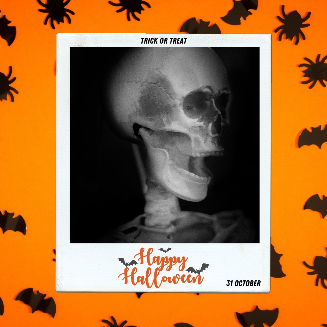 🎃 We’re not normally very humerus but in the spirit of the day...Happy Halloween!🙆 Wherever you are in the world we hope you've had a great #Halloween celebration . #halloween🎃 #happyhalloween #Puns #Skeleton #xraytech #Xraytech #Radiology #doctorsintraining #halloweenspirit