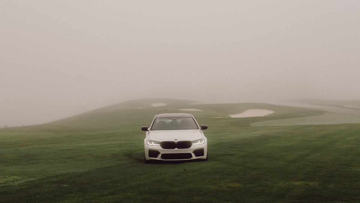 Haunting your tee shot. #halloween #TheM5 #bmwgolfsport The #BMW M5 CS: Fuel consumption/100km, CO2 emission/km comb.: 11.3 l, 256 g. According to WLTP, b.mw/Further_Info.