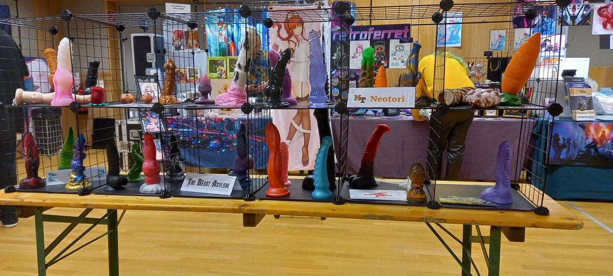 Ein tolles we geht vorbei
Es war so toll meine kleine Sammlung ausstellen zu können danke der lieben Chibi

Dann kurz bei der lieben <a href="/YuukiYomatsuki/">Yuuki Yomatsuki</a> aushelfen und Sachen unterbringen dürfen danke😘

<a href="/NothosaurToys/">Nothosaur Official</a> 
<a href="/Neotori_Toys/">Neotori</a> 
<a href="/bladespark/">S.Park aka Sir Not Appearing On This Site</a> 
<a href="/TheBeastAsylum/">TheBeastAsylum</a> 
@Hismith_Sextoy