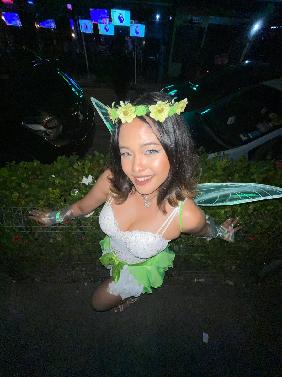 callmesherry12's tweet photo. A little Pixie Dust will do the trick https://t.co/ZvPqMDWfiR