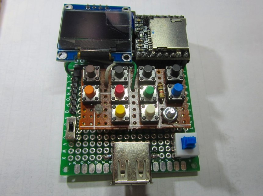 saiki0011's tweet image. 懲りずに
#MP3Player 3台目始めました💦

前回を反省して
#DFPlayerMini や #OLED に
ピンソケットを用意しました
スイッチとか抵抗とかコンデンサは
2台目から無理のない範囲で
動作チェックしてからリサイクルしています
pinラベルは一部新規制作しました😆

 #電子工作 #ATmega328p #Arduino