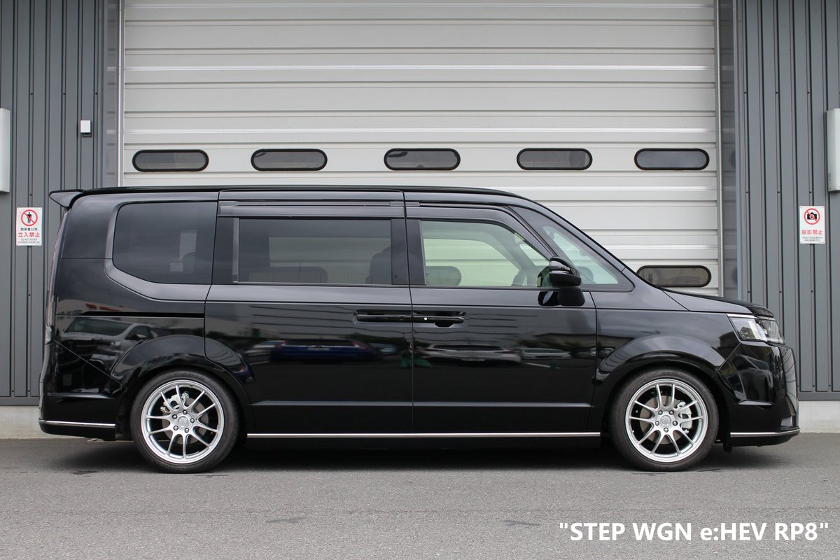HONDA ステップ ワゴン スパーダ (RP7)/ ステップ ワゴン e : HEV (RP8