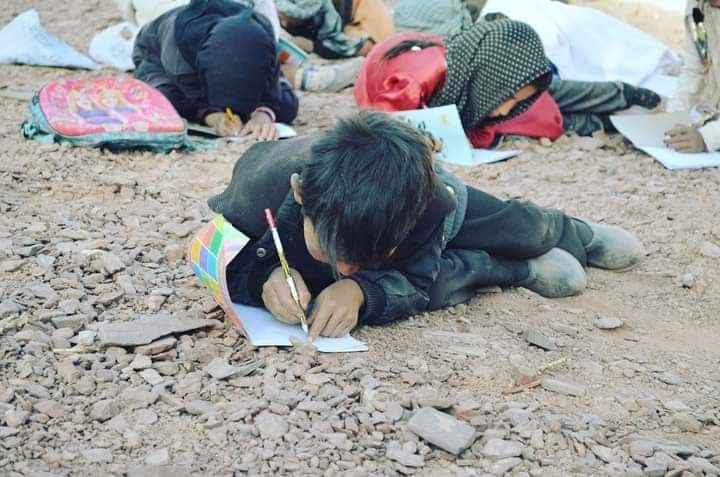 farsitribune's tweet photo. It is Behsud here. Part of the great Hazaristan.
At the height of economic poverty, there is an effort to learn.
#StopHazaraGenocide https://t.co/4At5Y5sgLj