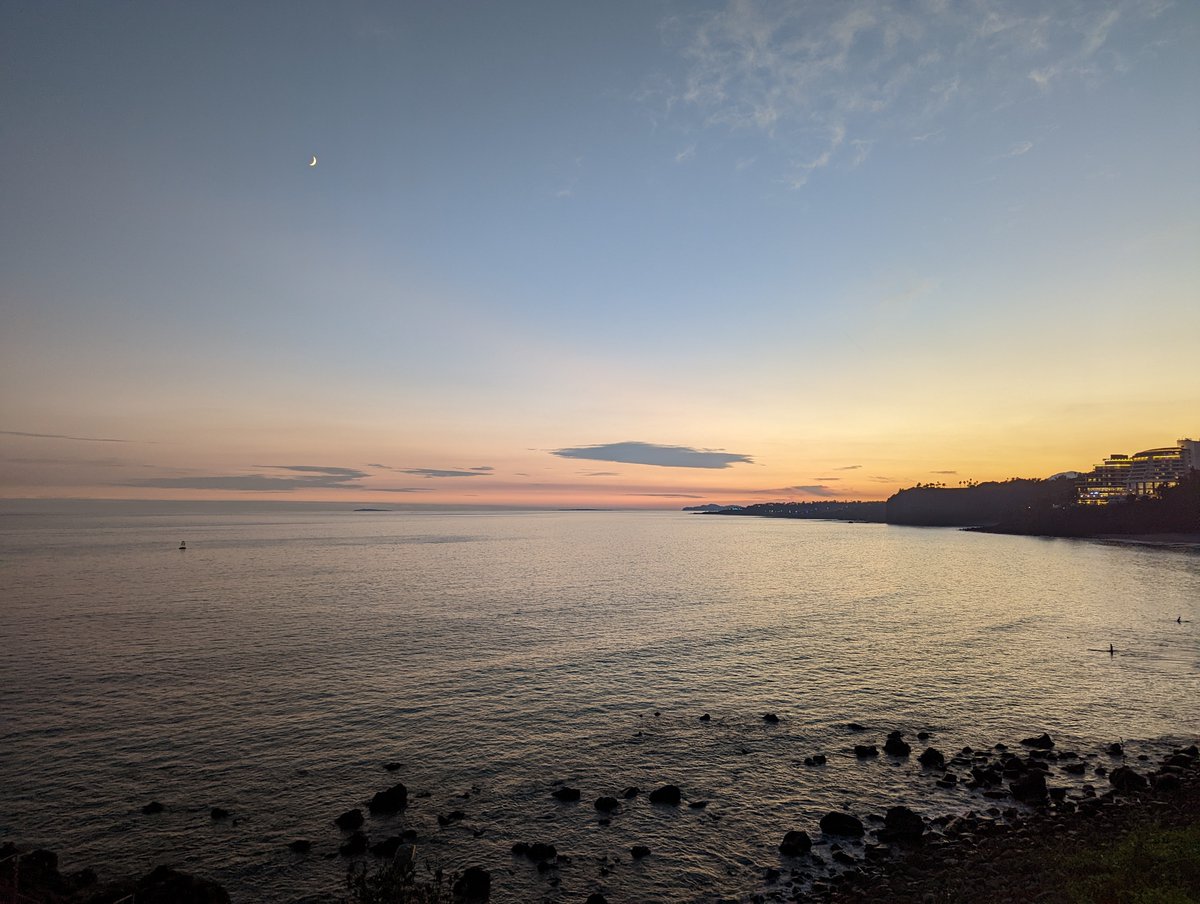 #チェジュ島 と九州北部って同じくらいの緯度なのに、海の色がだいぶ青いー。
韓国の中では一番南に位置するから、人気があるのもわかるなー

<a href="/visitjeju_jp/">済州観光公社</a> <a href="/kto_osaka/">韓国観光公社 大阪支社</a> <a href="/twayjapan/">ティーウェイ航空(t'way air)公式アカウント(JP)</a>
 #ときめく韓国