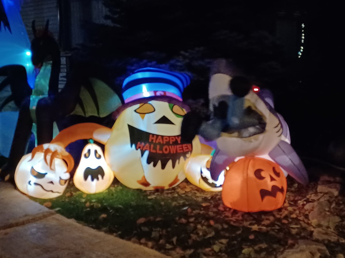 ocean_mouse's tweet photo. Happy Halloween folks! Be sure to stay safe and enjoy the spooky vibes tonight!
#oceanmousestudio #IndieGameDev #Halloween https://t.co/zgR5fBFfjG
