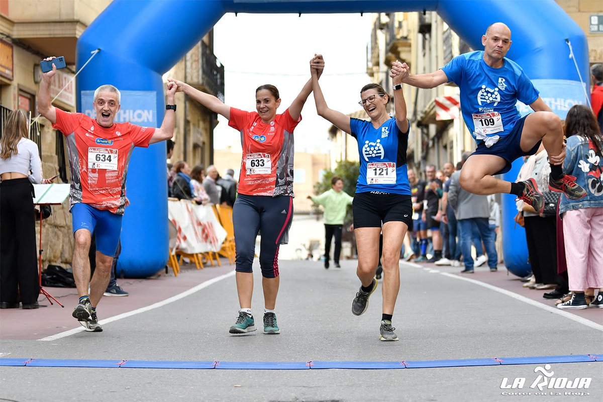 correrenlarioja's tweet photo. Ya tenéis en nuestra web galerías de fotos de la XV Carrera Entre Viñedos ‘Memorial José Antonio Aguado’
https://t.co/taNOYtF9Xp https://t.co/beCVxjtwbT