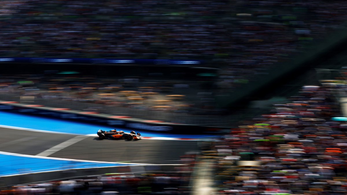 Mexico, you didn't disappoint, and neither do these wallpapers! 😍🇲🇽 Refresh your device with our #MexicoGP snaps. 📸 More sizes 👉 mclrn.co/wallpapers