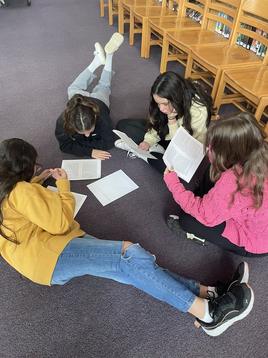 A Period’s turn for a campfire spooky story! @comc_barbara <a href="/HurleyMiddle/">Dr. Kevin Hurley MS</a>