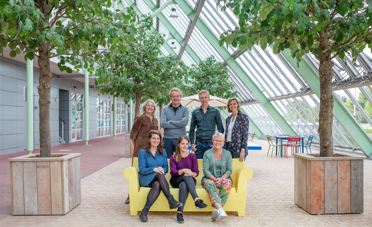 Dit 👇 is het team van Partoer. Een goed stel, zo vinden wij zelf. En wij zoeken versterking! Dus: ben je toe aan een nieuwe uitdaging en spreekt ons werk je aan? Lees dan vooral onderstaande vacature en laat van je horen. Hier vind je de vacaturetekst: bit.ly/3zuYspe
