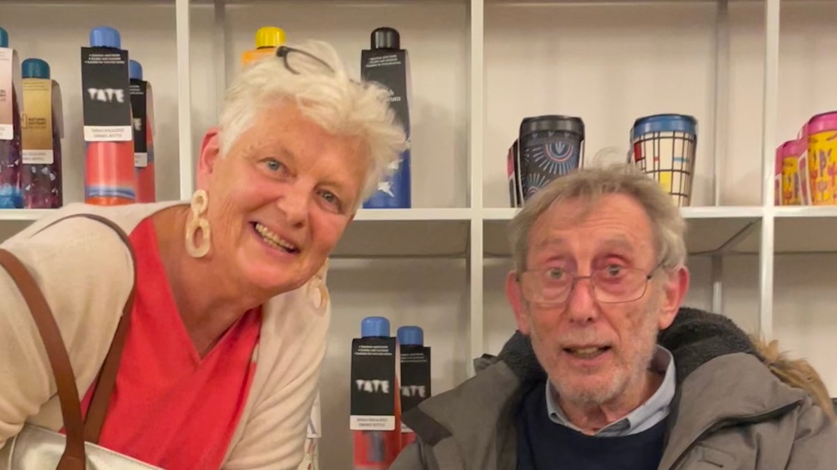 Educating Zerena exhibition &amp; events programme <a href="/MK_Gallery/">MK Gallery</a> ends today. It's been a fantastic opportunity to reveal the 1988 story of when spaceship crash landed &amp; an alien stayed with the children of a #miltonkeynes estate. Next stop? Welcome to Planet Fishermead!...