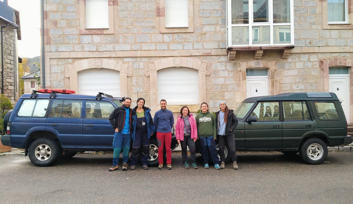 HISMECON_ULE's tweet photo. El tiempo nos lo está poniendo difícil, pero la campaña en San Emiliano #Babia está resultando fructífera.
#ArqueologíaBélica #GuerraCivil #FrenteNorte
#SpanishCivilWar #Archaeology 
@unileon https://t.co/ADJ6ISOQOX