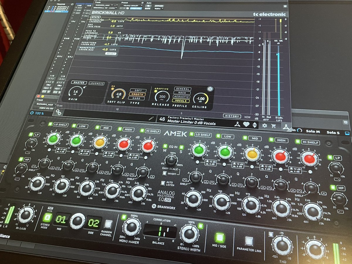 altphonic's tweet photo. 本日もマスタリング。
最近、この2つのプラグインの使用頻度が高く、マイブーム。
#マスタリング
#appledigitalmaster https://t.co/u7zNPmyBdX