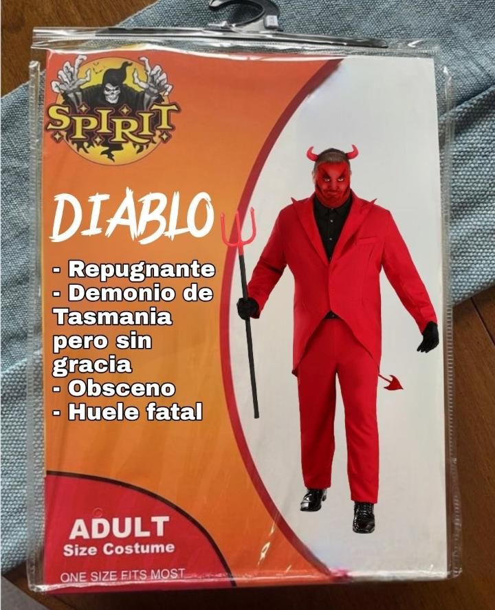 CastillaGames's tweet photo. Nuestro disfraz para hoy.

Feliz Halloween chavales😘😘

#Halloween #HalloweenEnds #HalloweenConLidl #FelizLunes #31Octubre #Hallowenday #HALLOWEENPARTY #DisfrazHalloween #halloweencostume #disfraz https://t.co/VWguUbQxFv