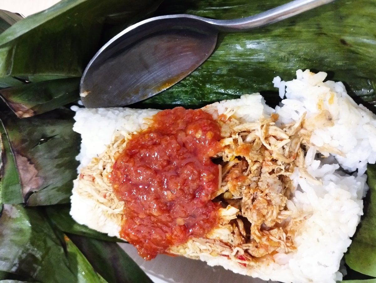 vvoicegasm's tweet photo. Nasi bakar makanan enak https://t.co/tOa1aozlM5