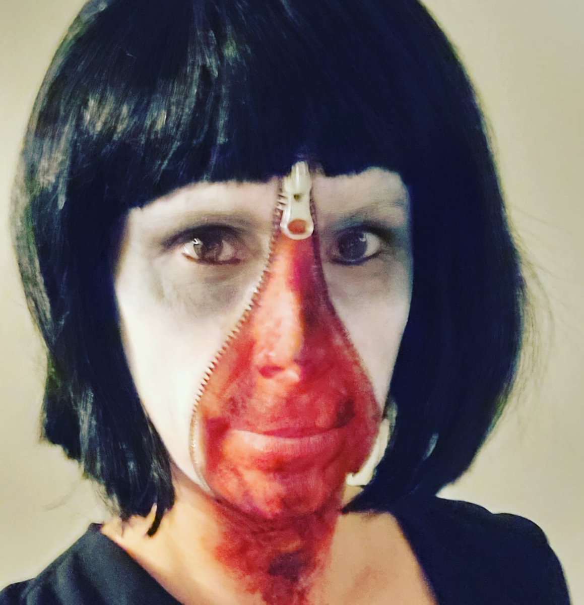 Sioux_77's tweet photo. Happy Halloween 🎃 👻
#zipperface #Halloween #Halloween2022 #halloweencostume #zipperfacecostume #makeup https://t.co/Zaf3psWTTr