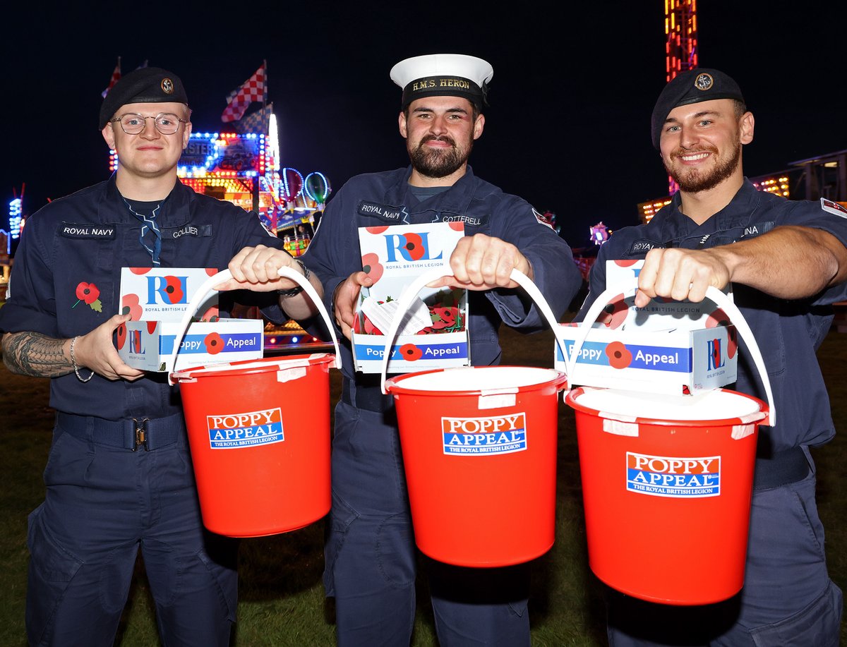 Well done (BZ) to @RoyalNavy Air Engineering Technicians Collier, Cotterell & Aquilina for showing their support for @PoppyLegion at the HMS Sultan Bonfire & Fireworks Night. #PoppyAppeal