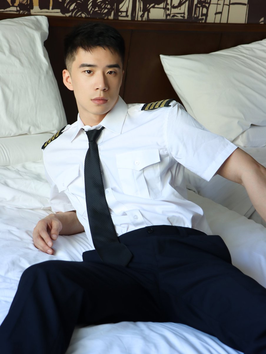 Lyon1069's tweet image. 闲置机长，微瑕包邮