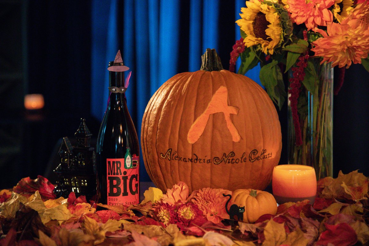 Boo! Happy Halloween! 
Our wines are Spooktacular! 
ancwines.com
#winelovers #Wawine #winecountry #foodandwine #instawine #ancwines