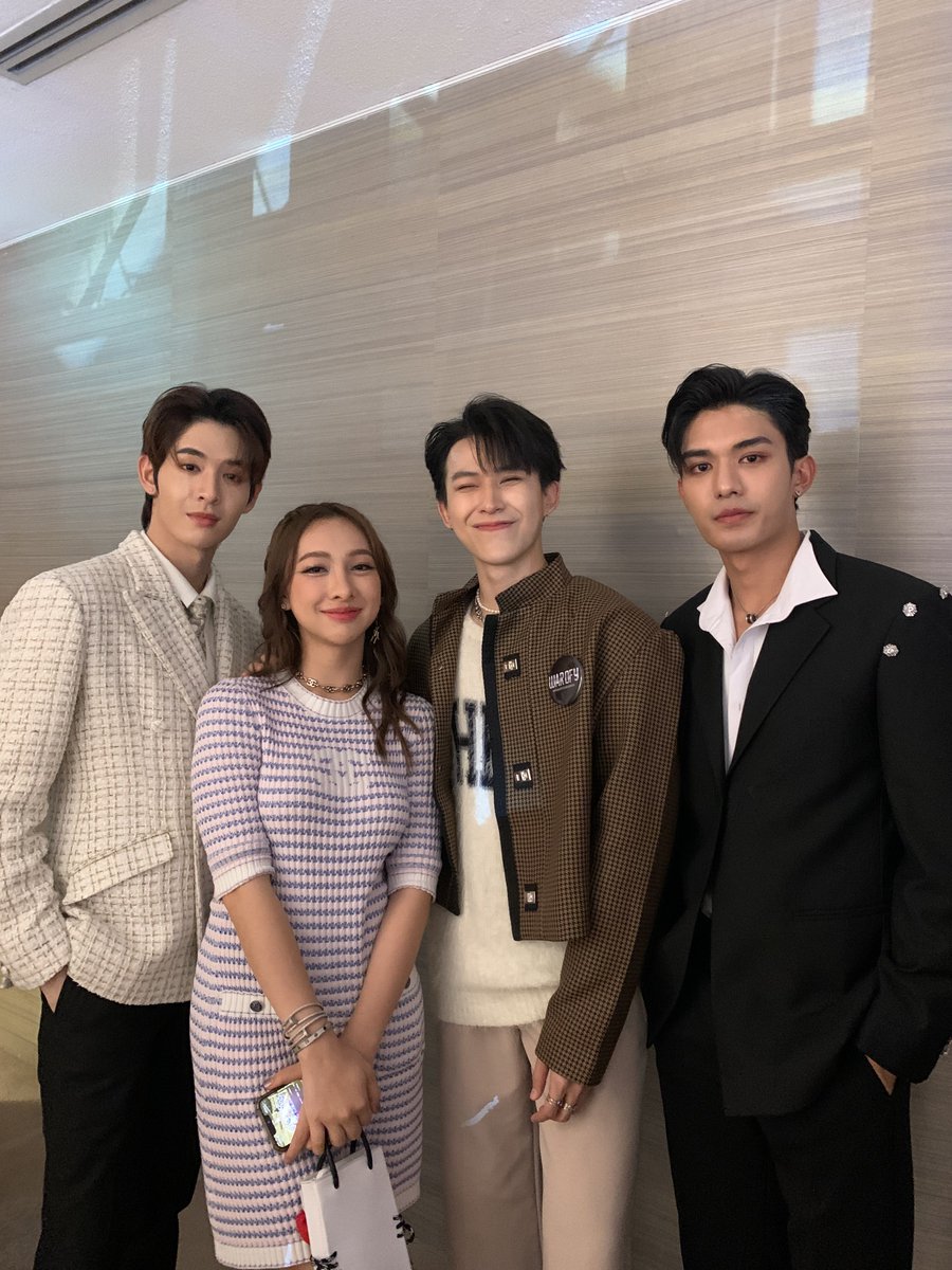 piyangkull's tweet image. ไม่เจอกันนานเลยค้าบบ🙏🏻🙇🏻‍♂️🥺❤️ 
#HOWEAWARDS2022
#warofytheseries