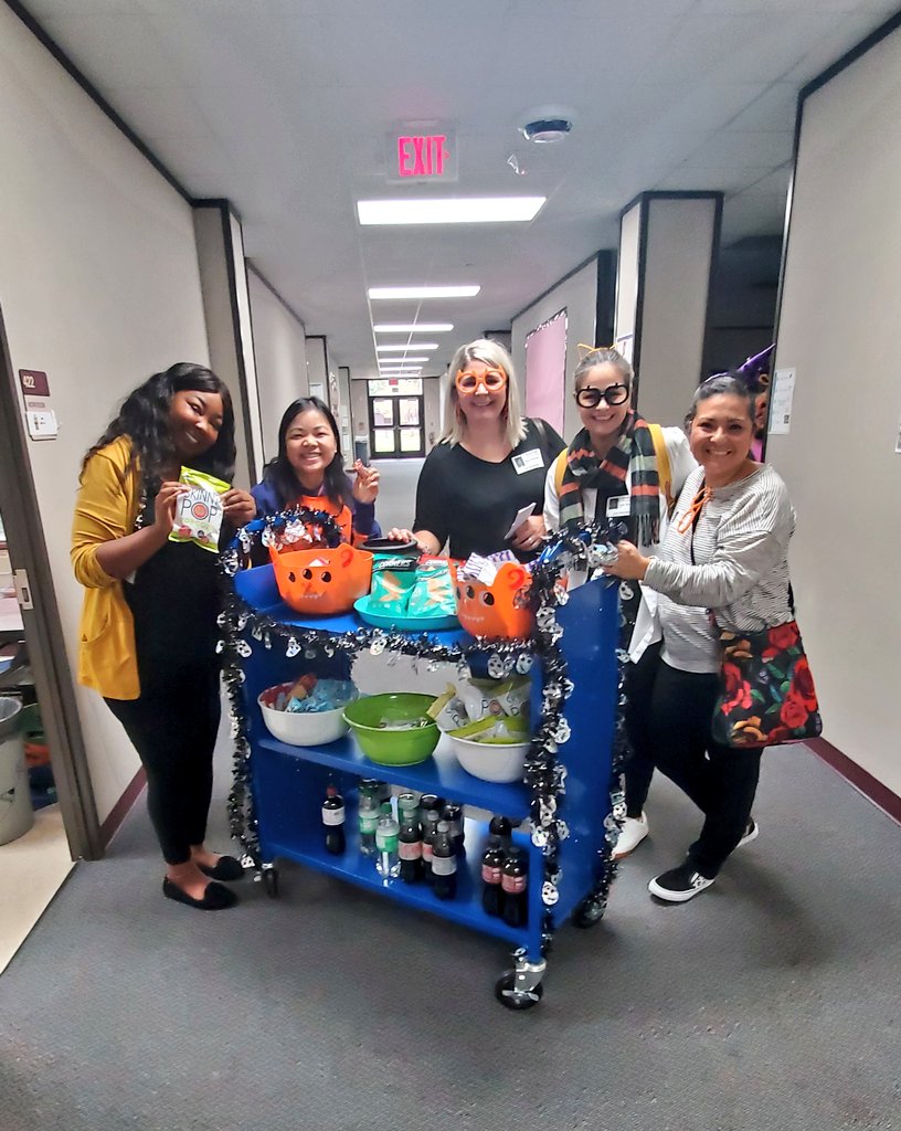 Jessica (@testinglee_123) on Twitter photo Our #LeePTO is better than your school PTO ππ§‘ #CFISDspirit #happymonday #treatsonly <a href="/LeeCFISD/">Lee Elementary</a> @LeeLabsMathSci Our #LeePTO is better than your school PTO ππ§‘ #CFISDspirit #happymonday #treatsonly <a href="/LeeCFISD/">Lee Elementary</a> @LeeLabsMathSci