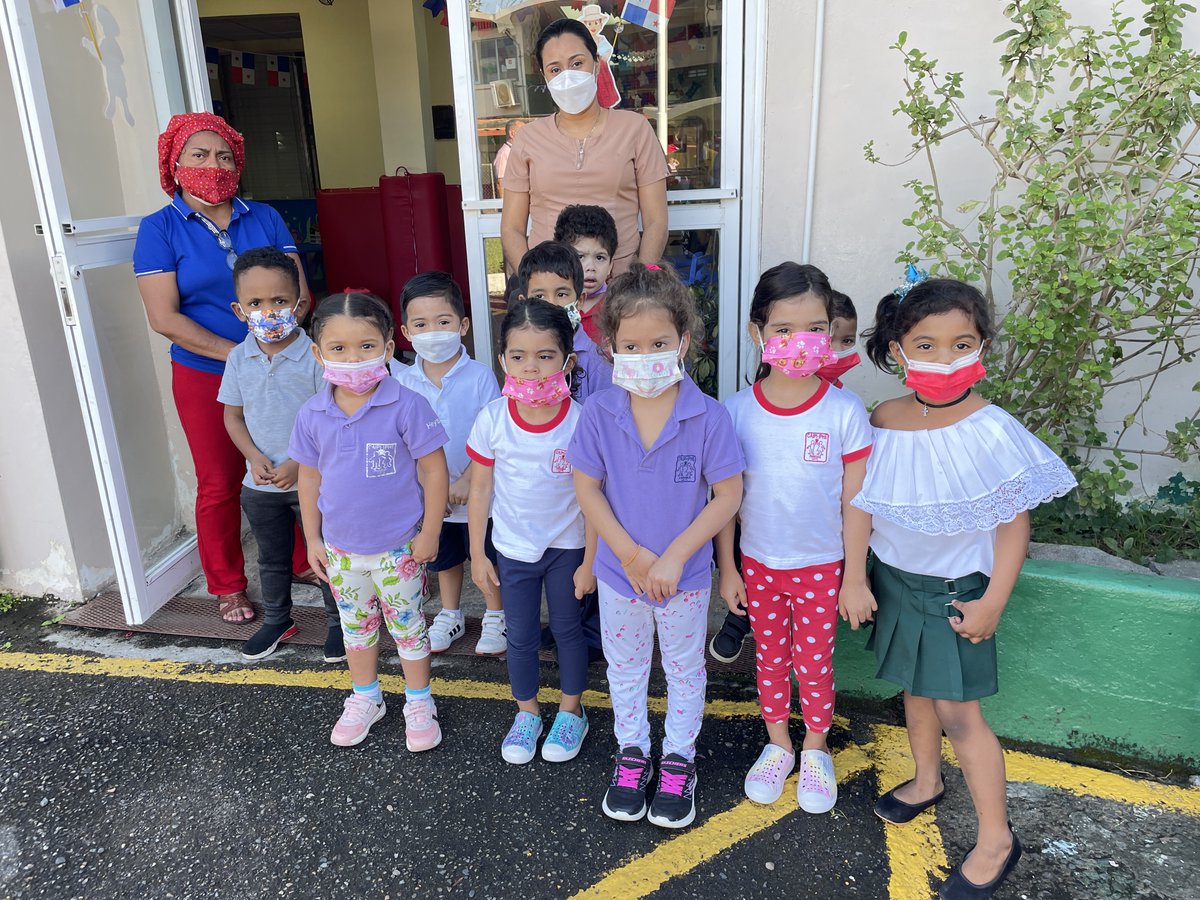 Celebrando nuestro 70vo aniversario, realizado la entrega de becas a estudiantes de la Escuela Nacional de Ciegos Helen Keller.  1er proyecto del Club de Leones de Balboa en 1952 y que seguimos cuidando como uno de nuestro mayores legados.  <a href="/LeonesD1Panama/">Asociación Nacional de Clubes de Leones de Panamá</a> #WeServe #JuntosPodemos
