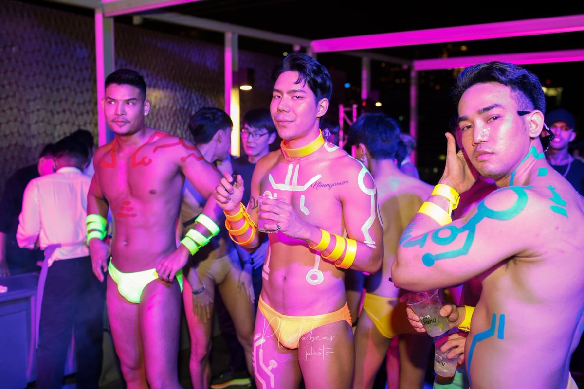 armory_blm's tweet photo. คอลเลคชั่นงานล่าสุด จาก Pool Party by impulse Bangkok. https://t.co/fkxDizfjwp