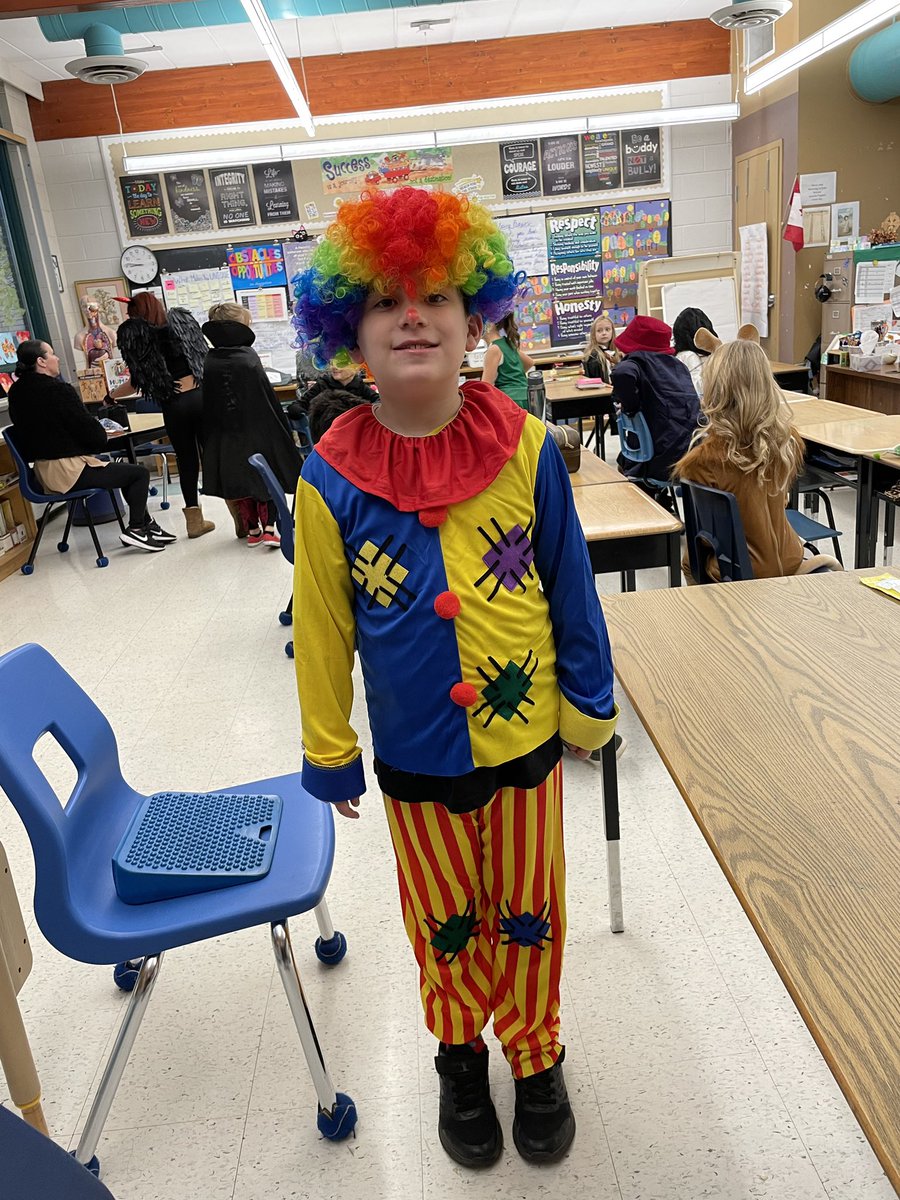 Mrs. Stone tweet media
