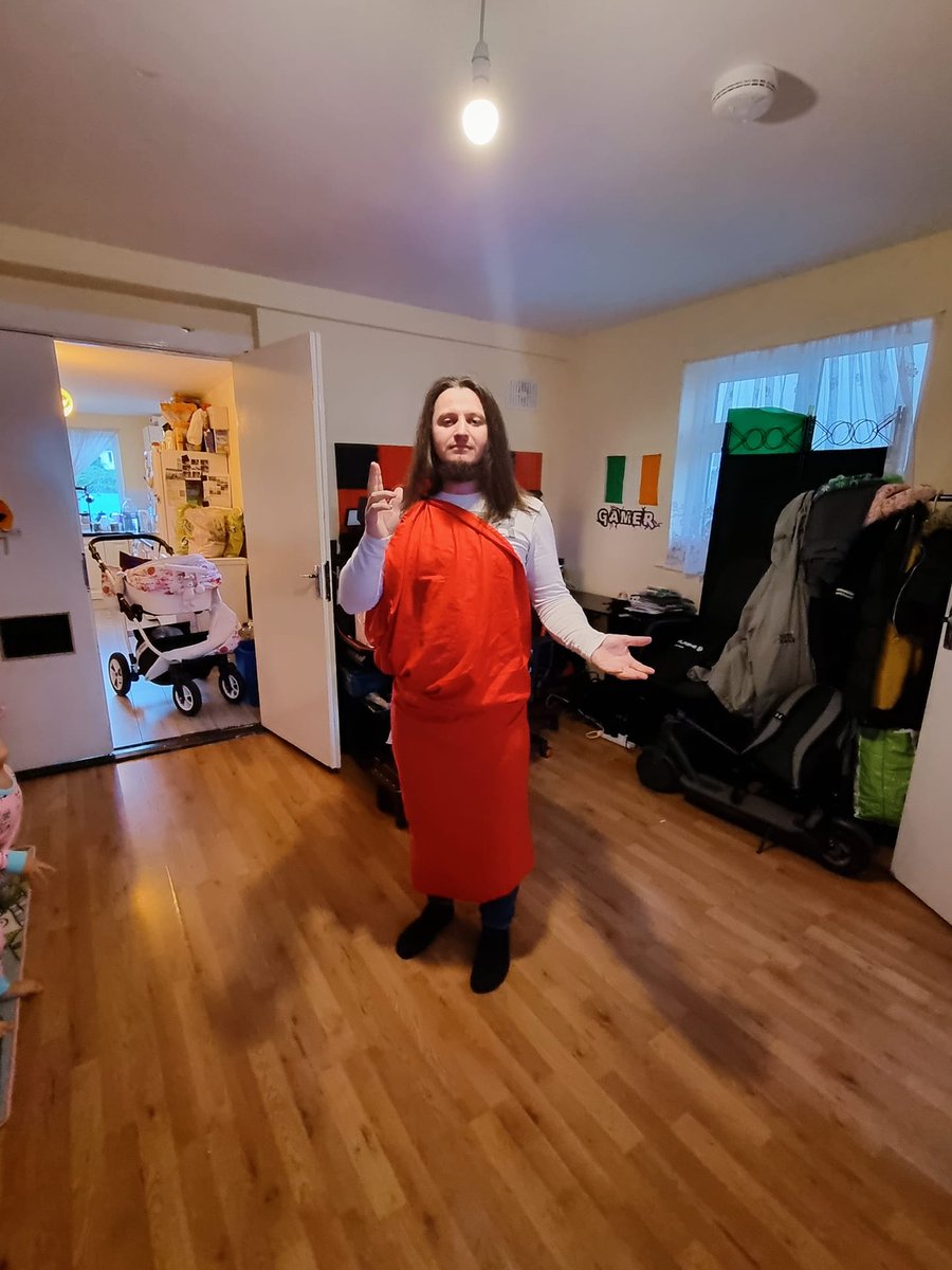 RichFGames's tweet photo. Have a blessed Halloween everybody https://t.co/nlf7wC4e8n
