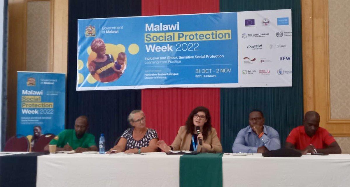 UNICEFMalawi's tweet photo. Demand for #socialprotection services has increased w/ recurring climatic &amp; economic shocks in Malawi. 

UNICEF supports the strengthening of national social protection systems for govt-led response &amp; recovery to shocks. 

Shock-sensitive panel discussion at #SocialProtectionWeek https://t.co/wTV4hG7wb8