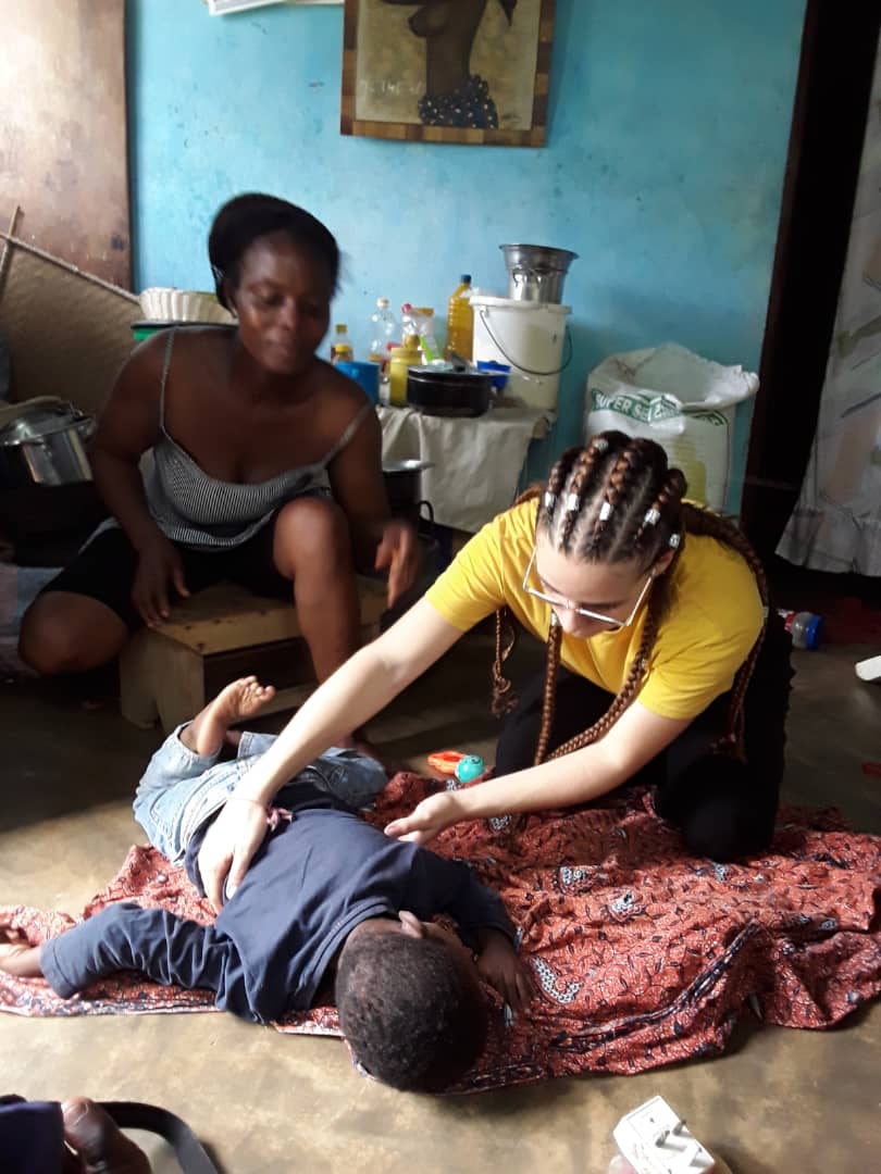 Programme de Réadaptation à Base Communautaire (PRBC) de l’APAPE-Down Syndrome Togo : Accompagnement en Ergothérapie des enfants et jeunes, atteints de la Paralysie Cérébrale (PC) au Togo. 
facebook.com/apapetogo 
x.com/@apape97 
instagram.com/apapedutogo