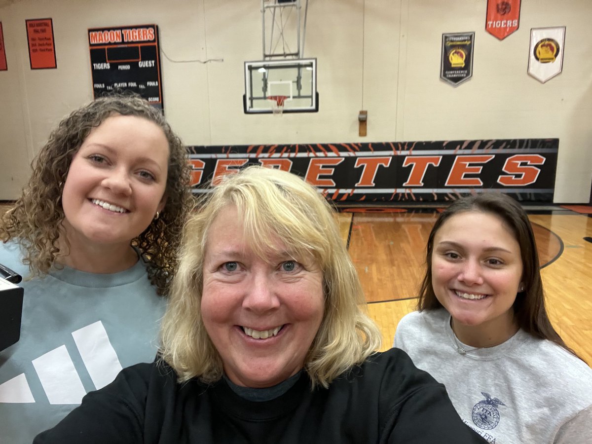 It’s basketball season!!! My favorite time of the year!🏀🏀🧡🖤