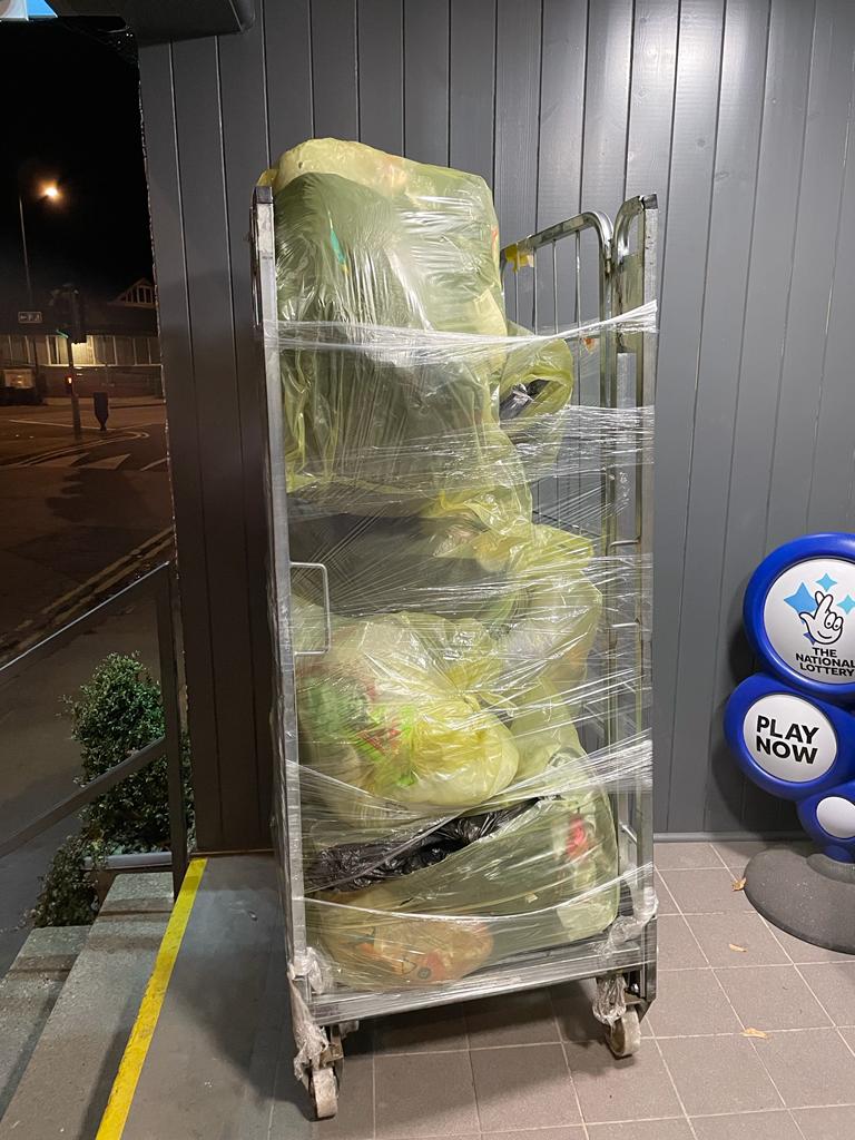 Massive well done to Stamford bridge beavers for learning about soft plastic recycling and saving all these plastic from going in the landfill. It has been taken care of by <a href="/coopuk/">Co-op</a> #itswhatwedo #coopstamfordbridge #softplastic <a href="/Suzipatto/">Suzanne Patterson 🌈🌈</a>