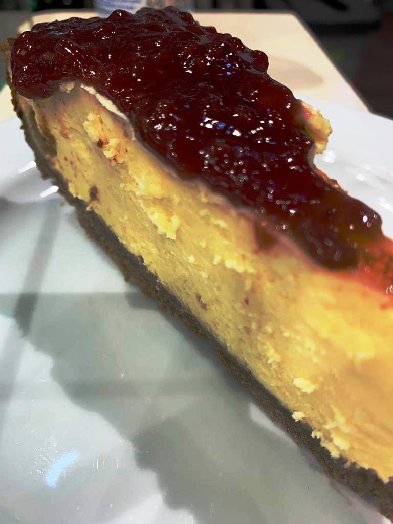 LaBoticaIndiana's tweet photo. 🎯 #Candás / Nos encanta comer en el Rocker Soul Coffee (https://t.co/jmTtzyjhn6). ¿Aún no lo conoces?
📋 Consulta la carta completa: https://t.co/xynjj5duT9 #RockerSoul #Asturias #bocadillos #sandwiches #hamburguesas #postres https://t.co/vsfMLUjYy9