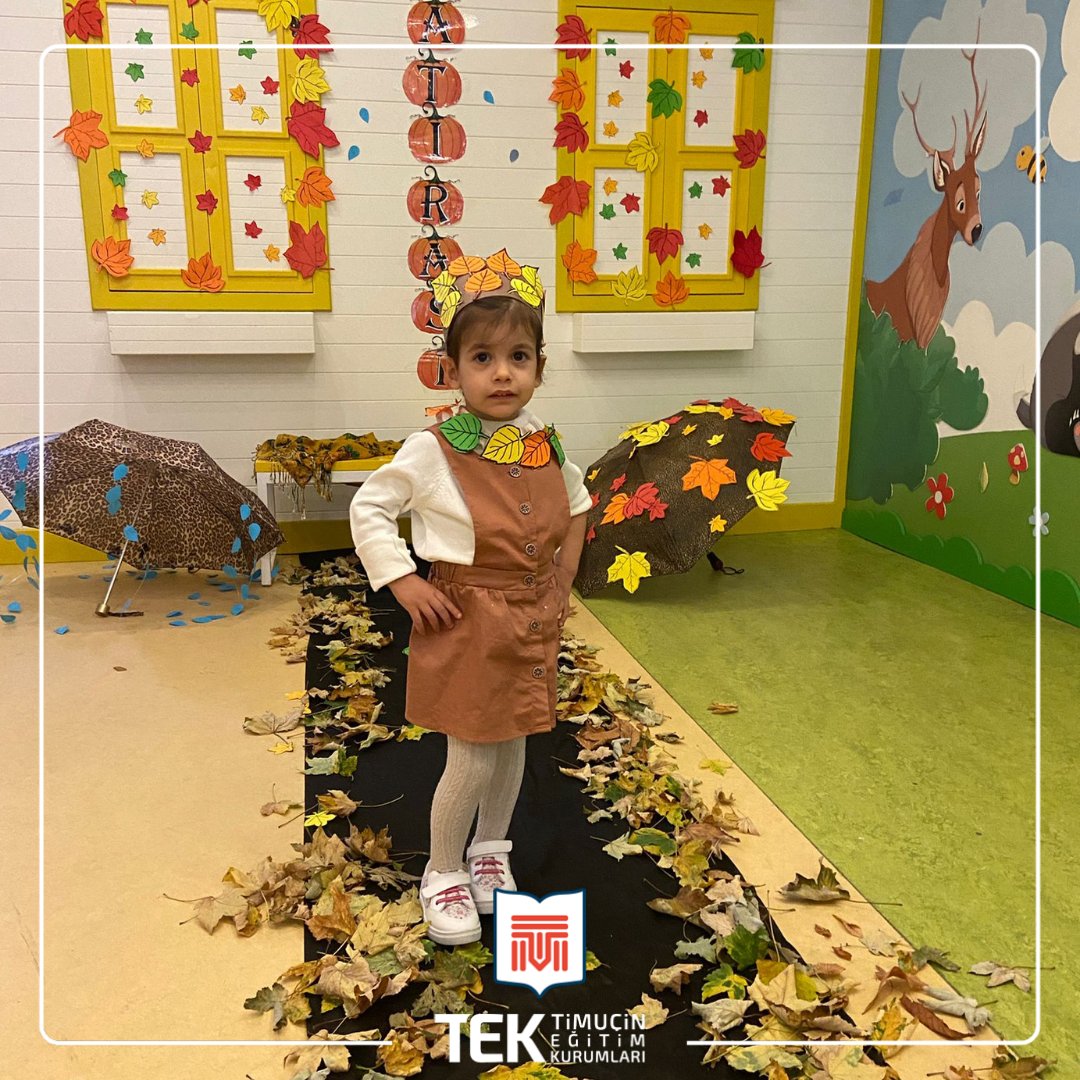 tekokullari's tweet photo. Anaokulu öğrencilerimiz Ayın partisi olan “Sonbahar” ile ilgili Sonbahar tonlarında giydikleri kıyafetleri tanıttılar.Sanat etkinliği olarak taç ve kolye tasarımı yaptılar.Çeşitli oyunlar,danslar ve drama etkinlikleri ile keyifli zaman geçirdiler.😊🍂🍁 https://t.co/xXzUDCC7Lv