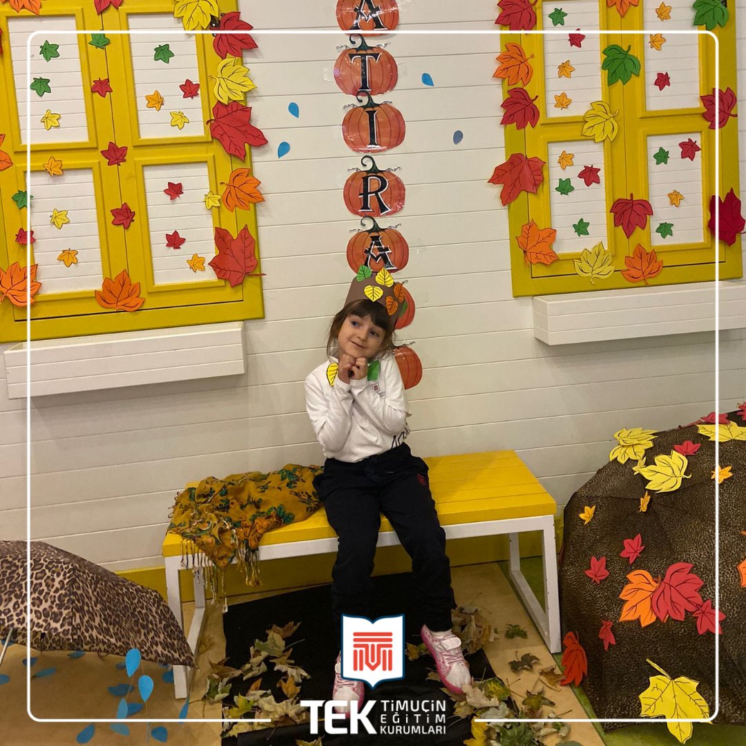 tekokullari's tweet photo. Anaokulu öğrencilerimiz Ayın partisi olan “Sonbahar” ile ilgili Sonbahar tonlarında giydikleri kıyafetleri tanıttılar.Sanat etkinliği olarak taç ve kolye tasarımı yaptılar.Çeşitli oyunlar,danslar ve drama etkinlikleri ile keyifli zaman geçirdiler.😊🍂🍁 https://t.co/xXzUDCC7Lv