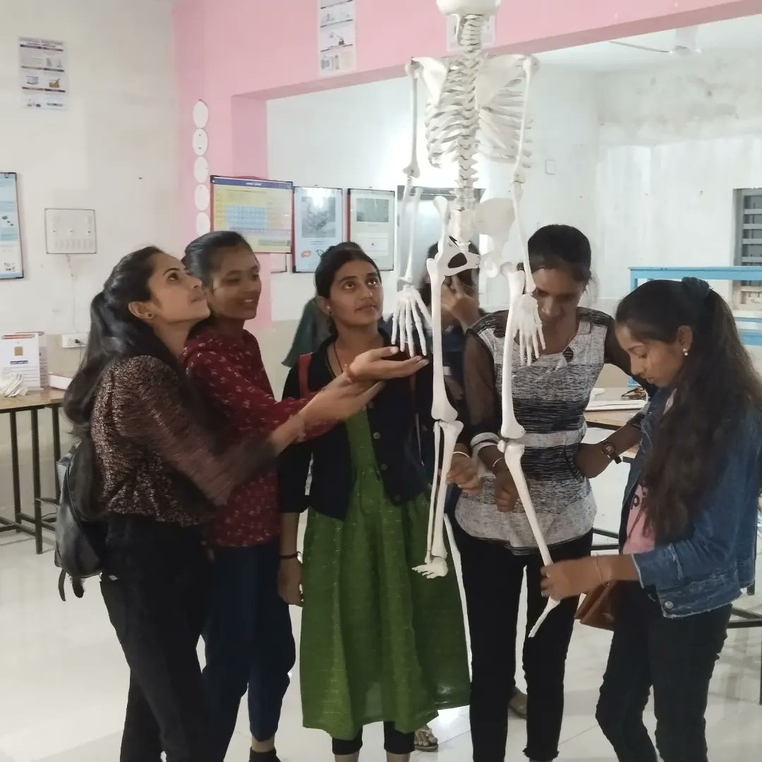 bcdcscdwarka's tweet photo. Balol Primary School,  Mehsana visited Bhaskaracharya Dist Community Science centre, Dwarka.
@GujScienceCity @PMOIndia @CMOGuj @jitu_vaghani @IndiaDST @dstGujarat @vnehra @InfoGujcost @narottamsahoo @DrMatang @GijubhaiB @COLLECTORDWK @ddodevbdwarka https://t.co/3ZDHGUDf8y